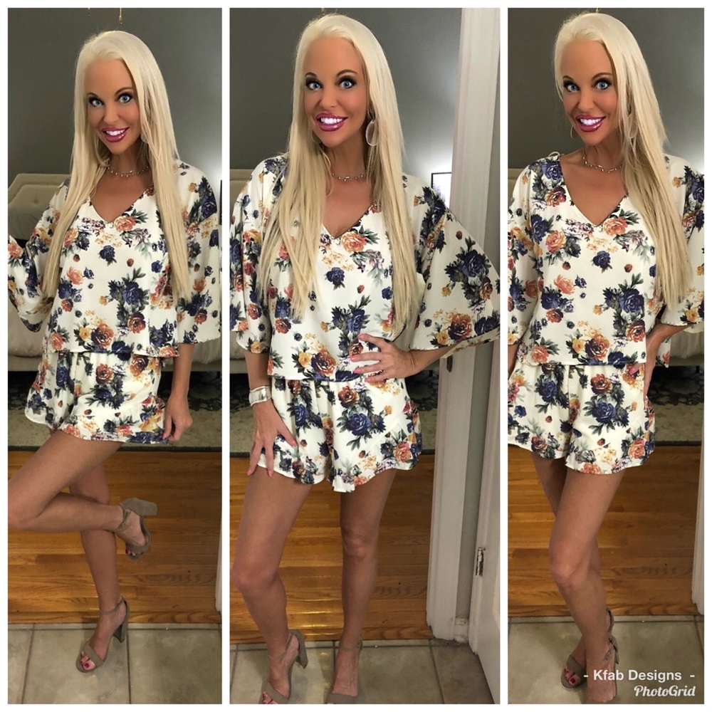 LAST 1! 🌸Beautiful top and short set! - Picture 1 of 4